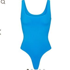 SKIMS ESSENTIAL SCOOP NECK BODYSUIT MYKONOS BLUE 2X/3X NWT IN PKG‎